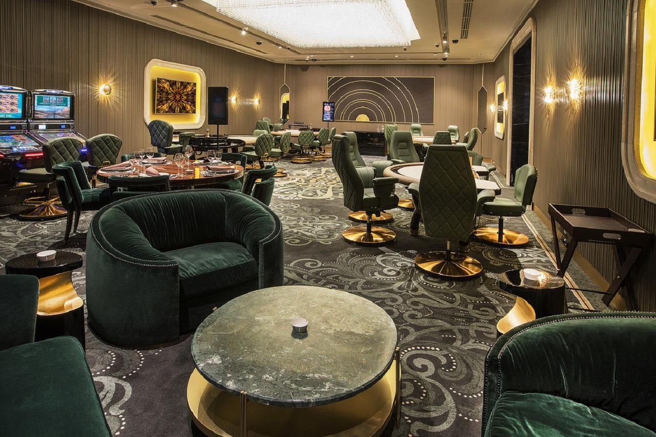 Euphoria Batumi Convention & Casino Hotel Extérieur photo The private lounge at the airport